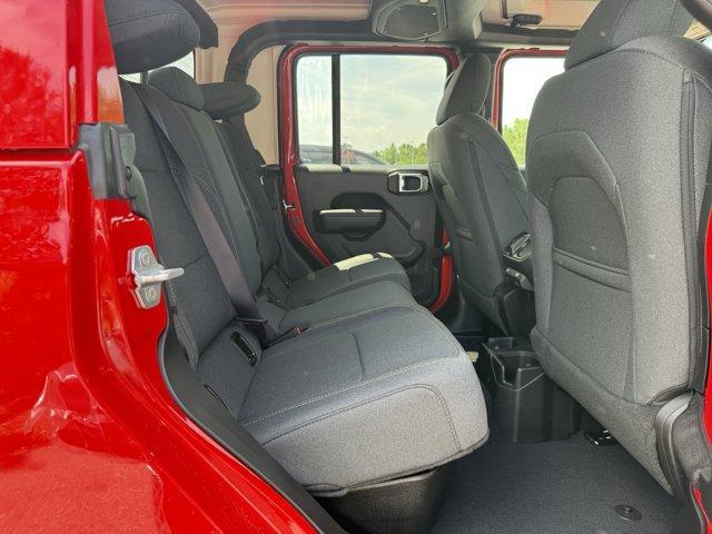 new 2025 Jeep Gladiator car, priced at $42,121