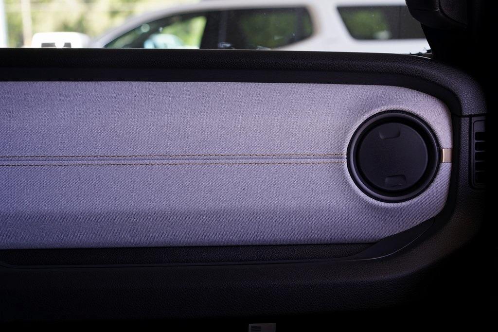 new 2025 Jeep Wrangler car, priced at $48,070