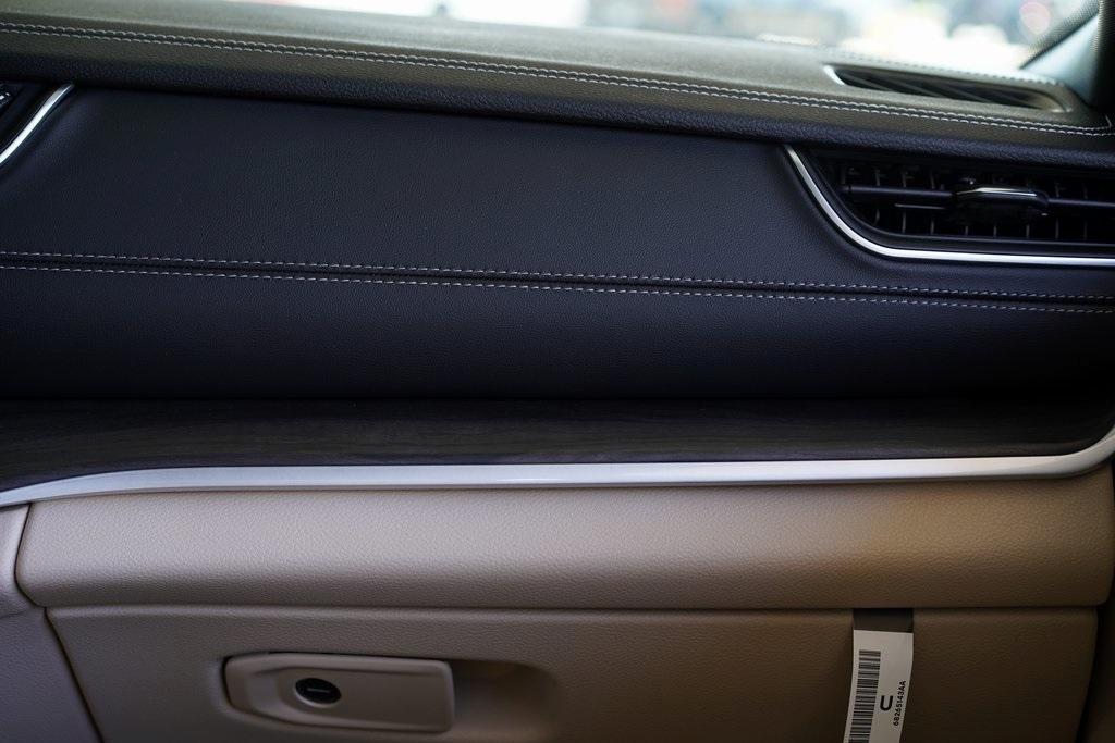 new 2025 Jeep Grand Cherokee car, priced at $52,735