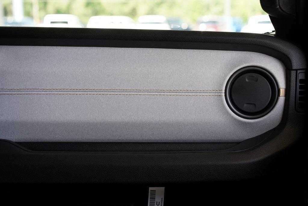 new 2025 Jeep Gladiator car, priced at $52,385