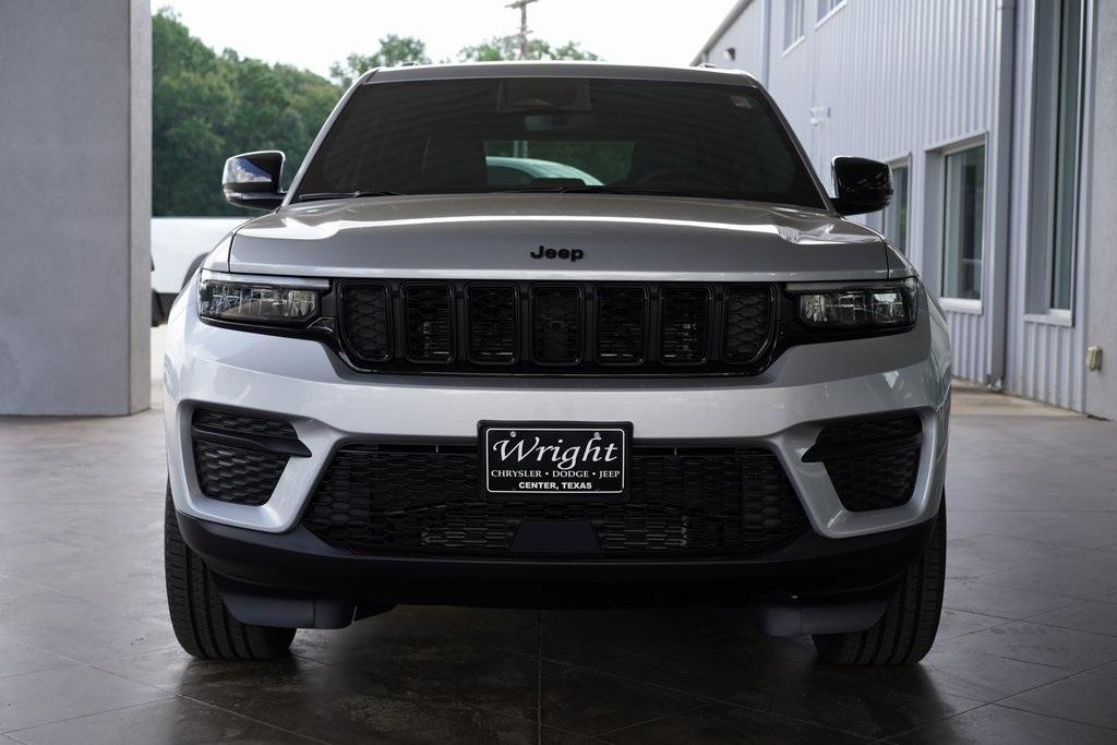 new 2025 Jeep Grand Cherokee car, priced at $46,125