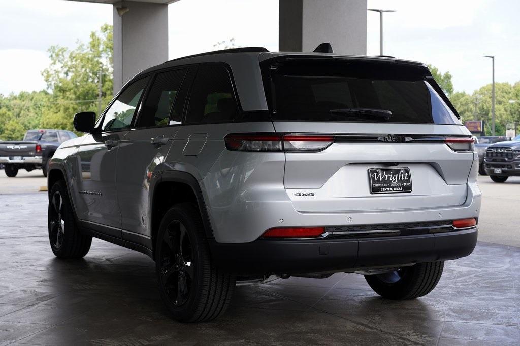 new 2025 Jeep Grand Cherokee car, priced at $46,125