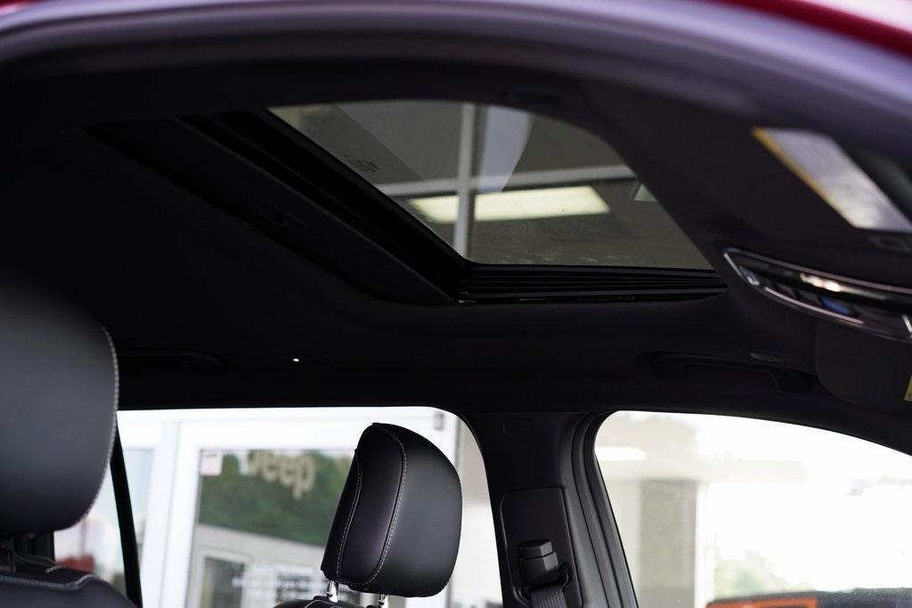 new 2025 Jeep Grand Cherokee L car, priced at $47,125