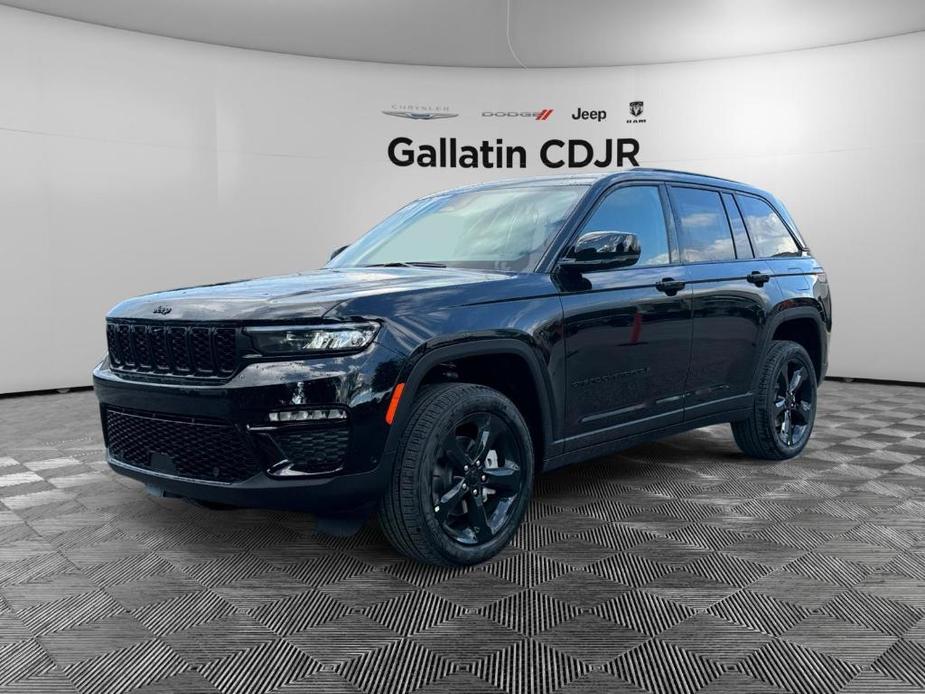 new 2025 Jeep Grand Cherokee car, priced at $55,460