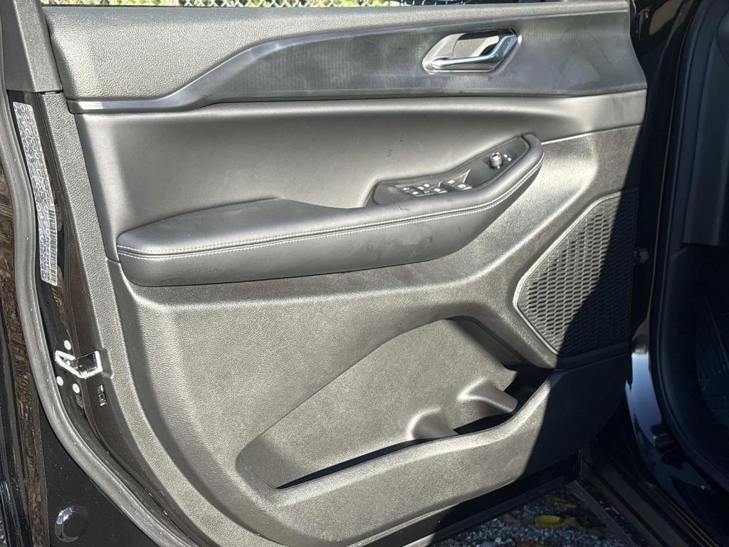 new 2025 Jeep Grand Cherokee car, priced at $49,370