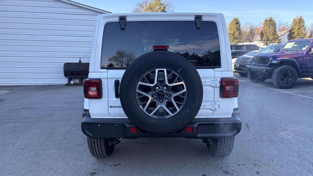 new 2025 Jeep Wrangler car, priced at $55,530
