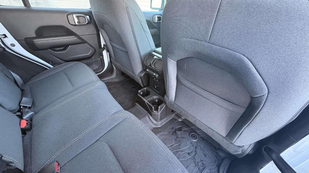 new 2025 Jeep Wrangler car, priced at $55,530