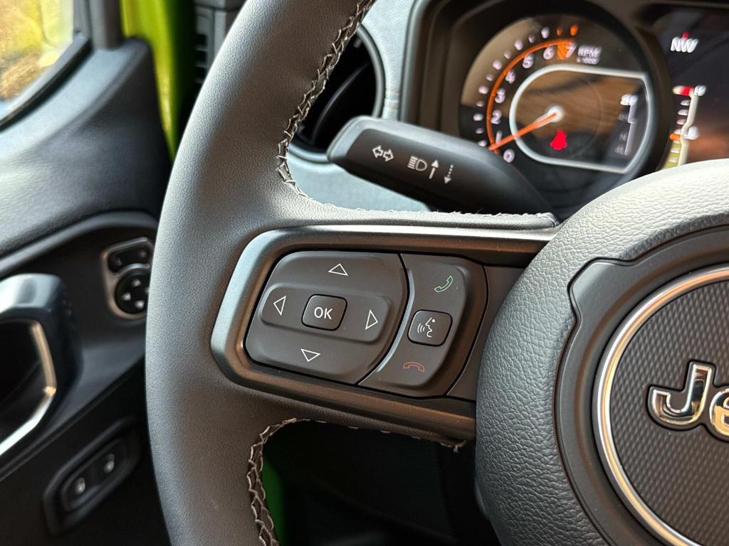 new 2025 Jeep Gladiator car, priced at $48,850