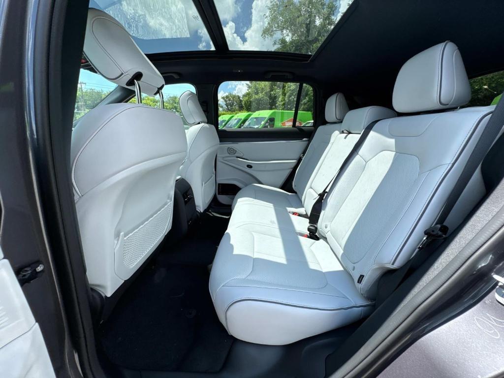 new 2025 Jeep Wagoneer S car, priced at $55,852