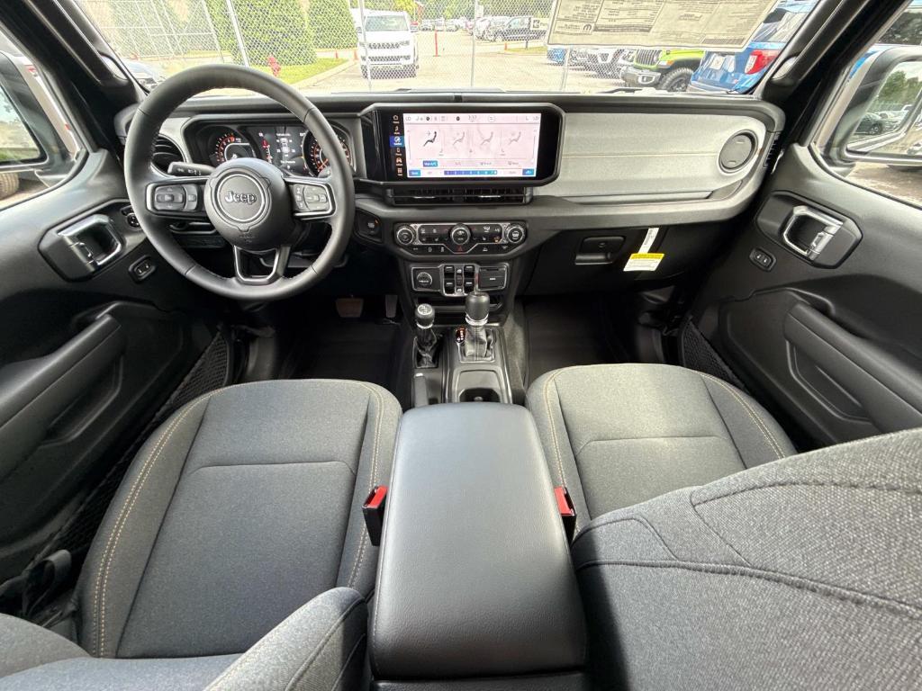 new 2025 Jeep Gladiator car, priced at $44,614