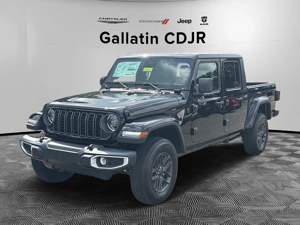 new 2025 Jeep Gladiator car, priced at $45,614
