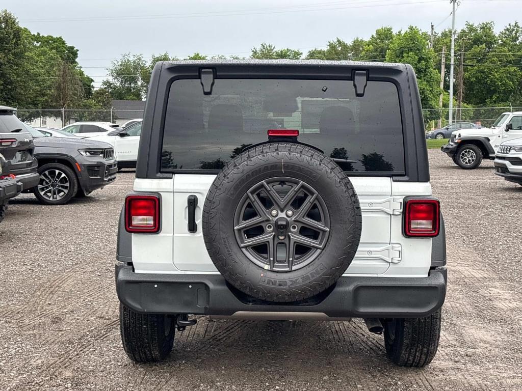 new 2025 Jeep Wrangler car, priced at $39,989