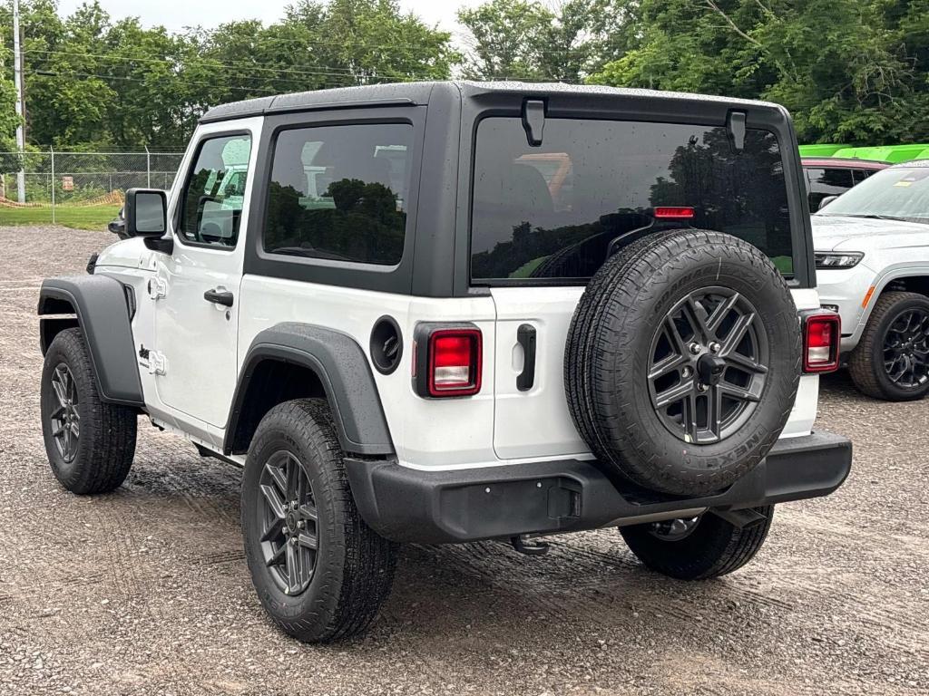 new 2025 Jeep Wrangler car, priced at $39,989