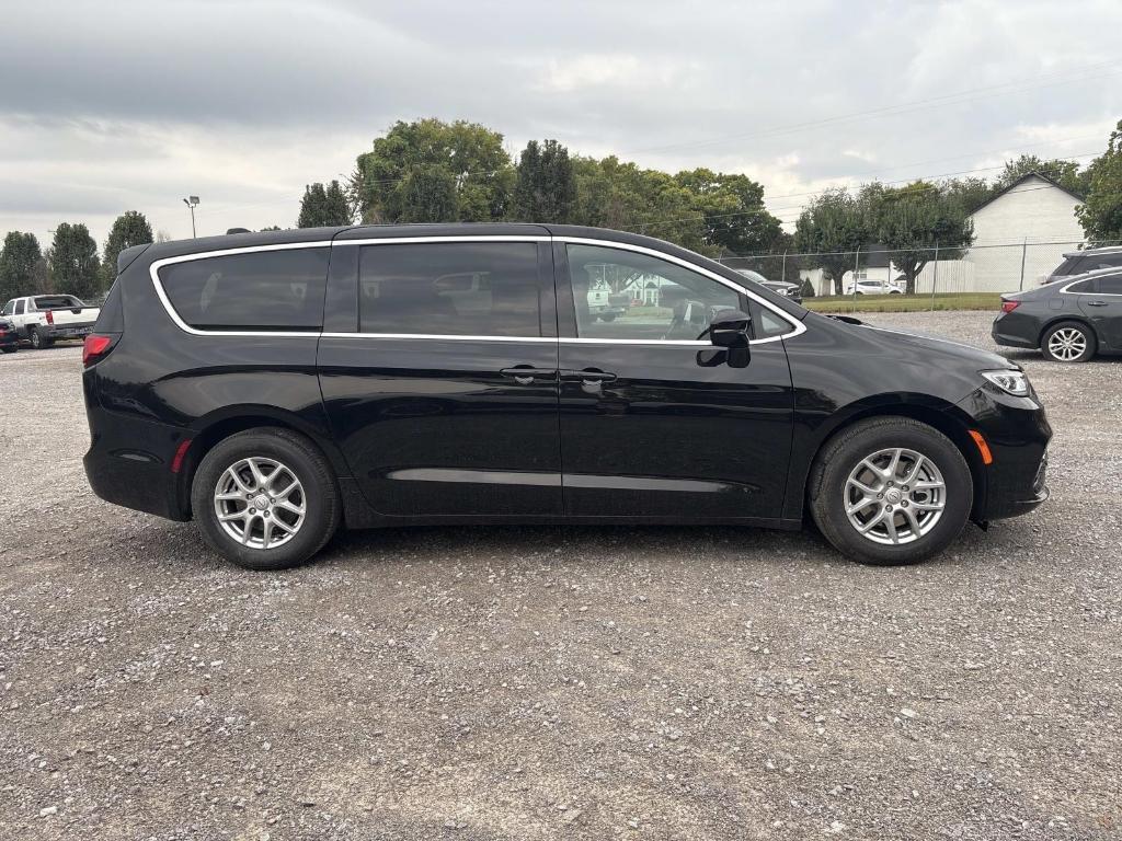 new 2026 Chrysler Pacifica car, priced at $43,768