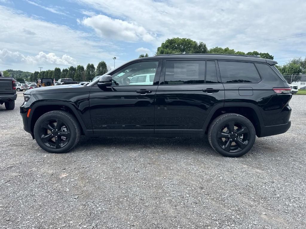 new 2025 Jeep Grand Cherokee L car, priced at $45,878