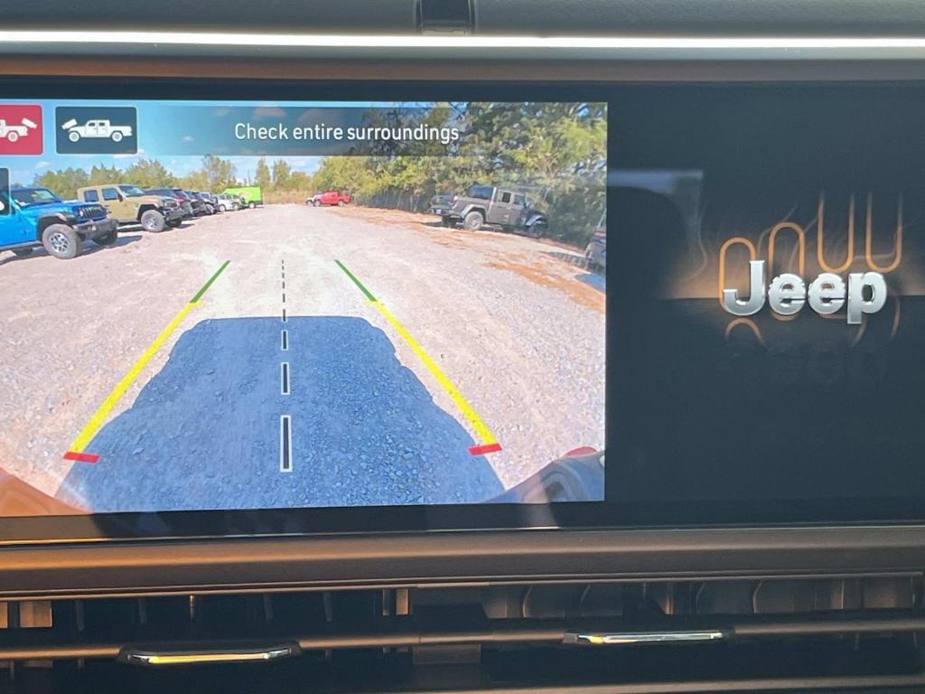 new 2025 Jeep Gladiator car, priced at $54,532