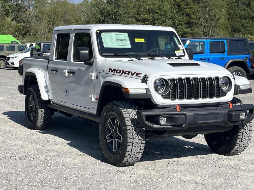 new 2025 Jeep Gladiator car, priced at $54,532