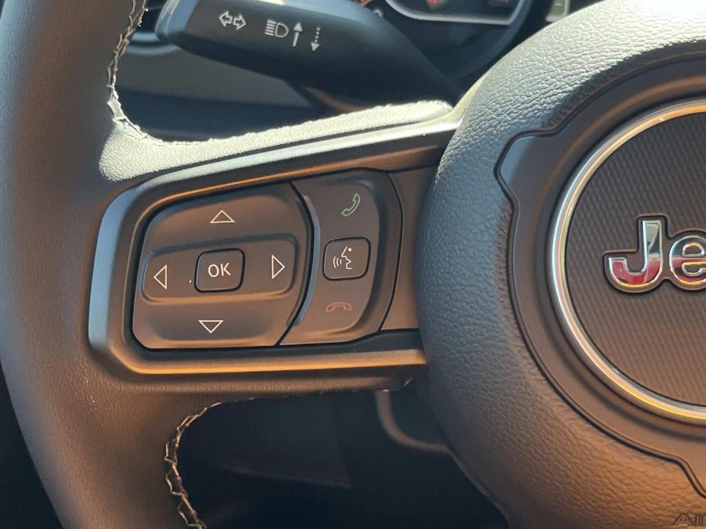 new 2025 Jeep Gladiator car, priced at $54,532