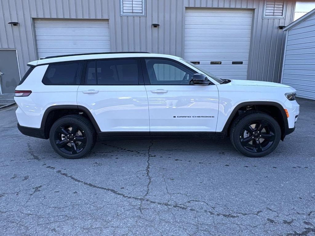 new 2025 Jeep Grand Cherokee L car, priced at $50,775