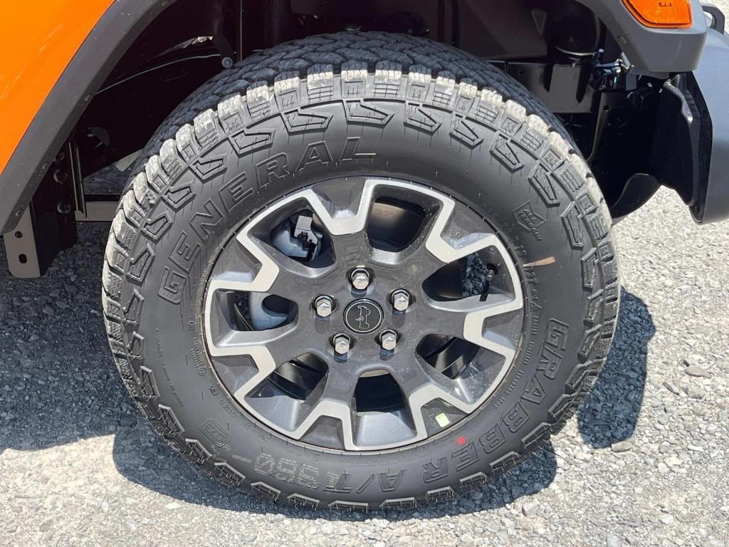 new 2025 Jeep Wrangler car, priced at $53,283