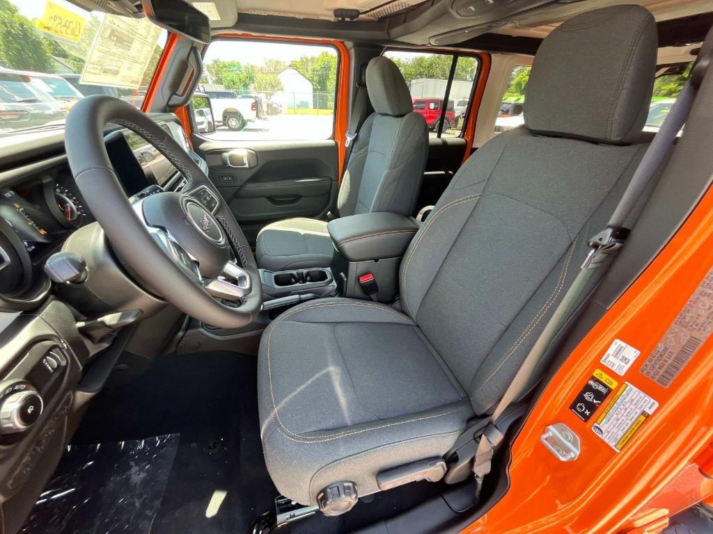 new 2025 Jeep Wrangler car, priced at $53,283