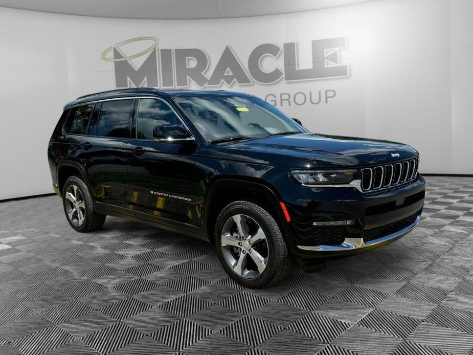 new 2024 Jeep Grand Cherokee L car, priced at $51,481