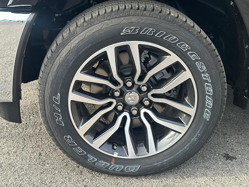 new 2025 Ram 1500 car, priced at $68,731