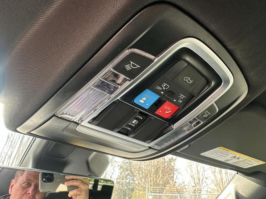 new 2025 Ram 1500 car, priced at $67,231