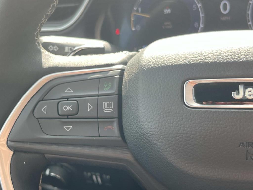 new 2025 Jeep Grand Cherokee L car, priced at $45,106