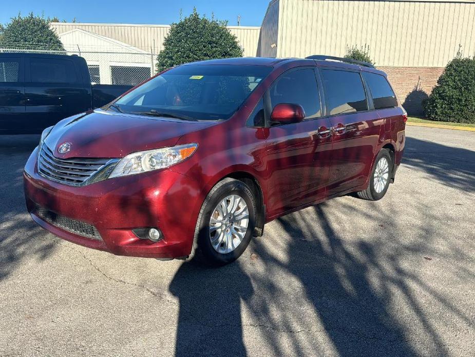 used 2017 Toyota Sienna car, priced at $15,367