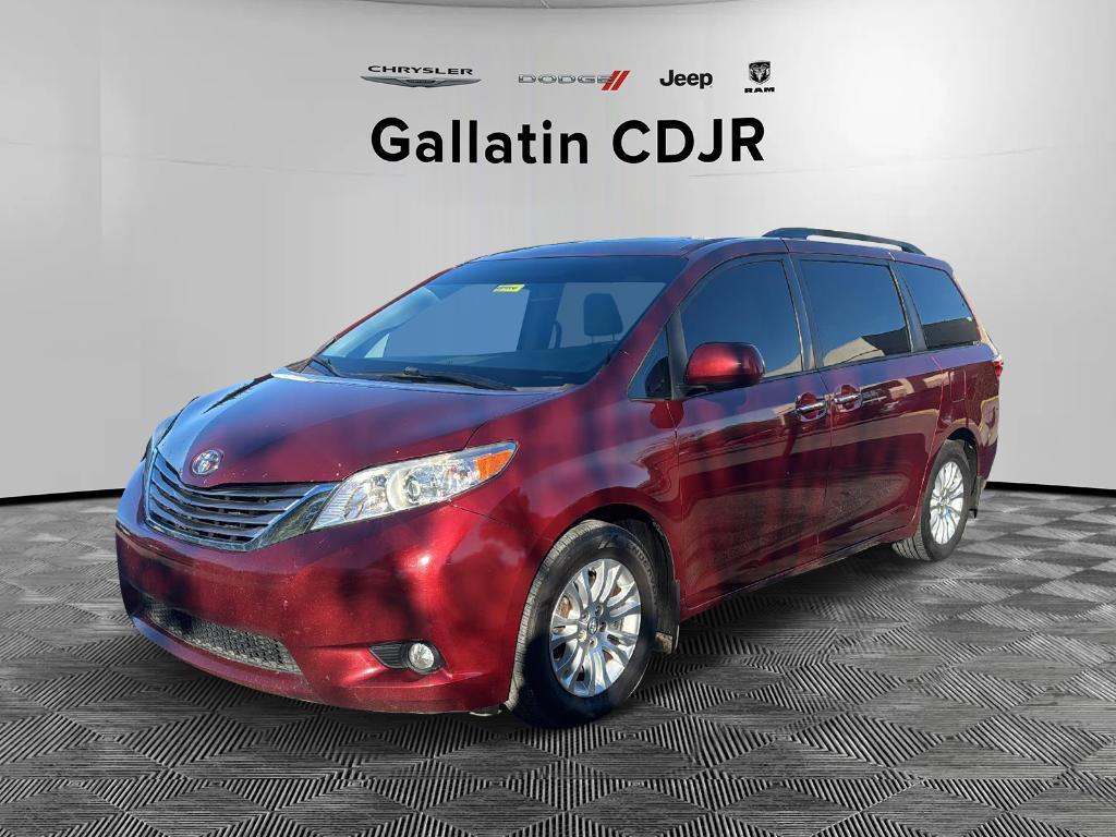 used 2017 Toyota Sienna car, priced at $14,471