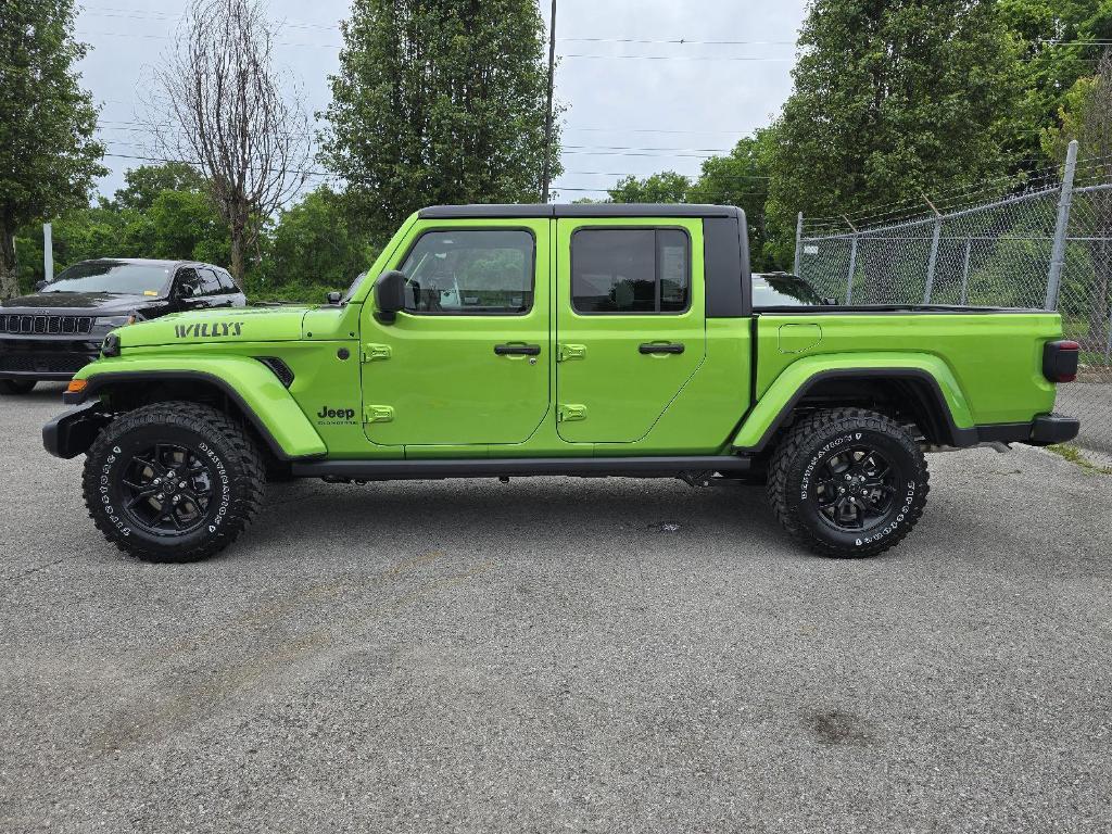 new 2025 Jeep Gladiator car, priced at $48,824