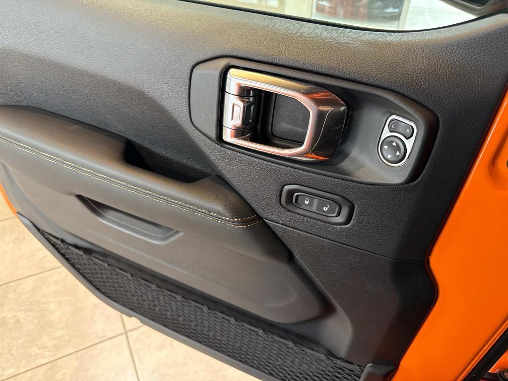 new 2025 Jeep Wrangler car, priced at $101,928