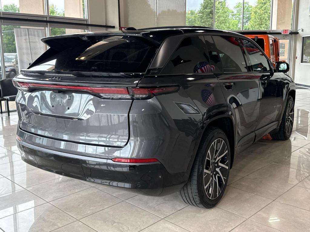 new 2025 Jeep Wagoneer S car, priced at $61,042