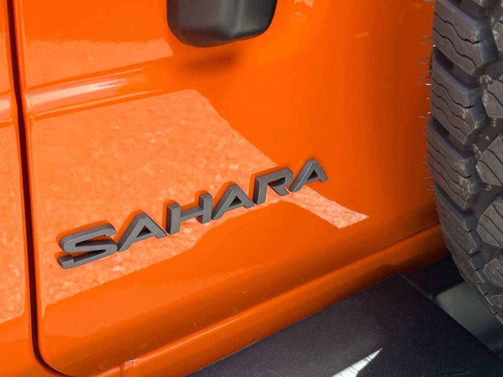 new 2025 Jeep Wrangler car, priced at $52,557