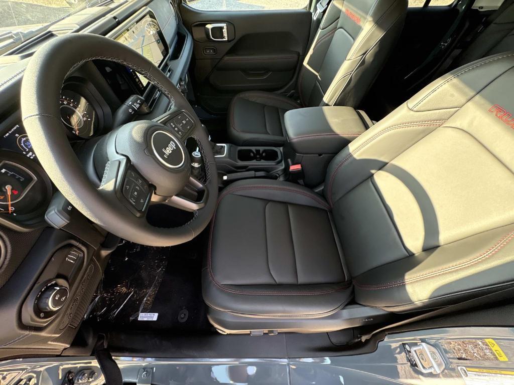 new 2025 Jeep Gladiator car, priced at $53,088
