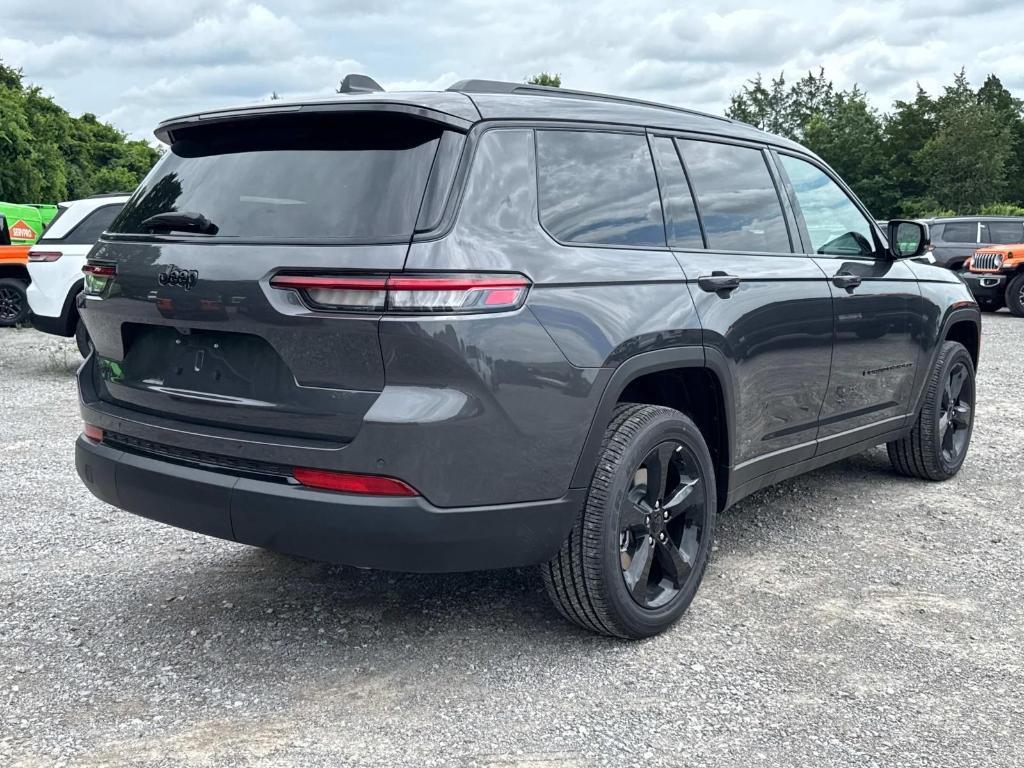 new 2025 Jeep Grand Cherokee L car, priced at $45,413