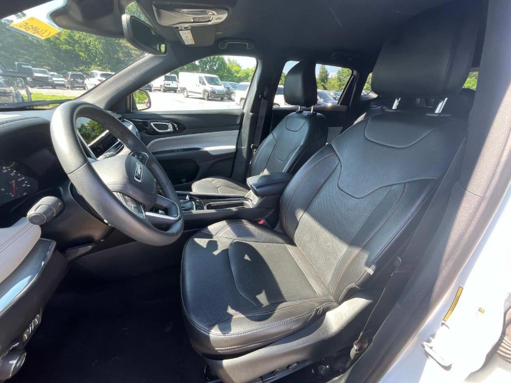 used 2023 Jeep Compass car, priced at $22,900