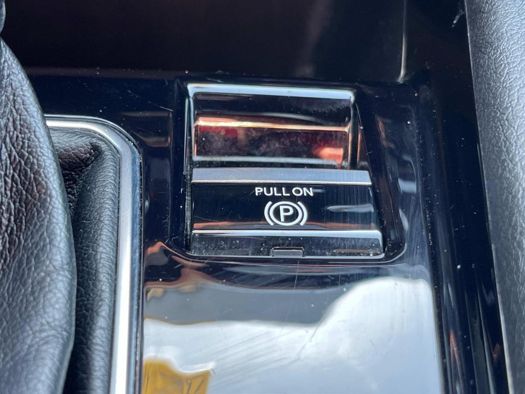 used 2023 Jeep Compass car, priced at $24,470