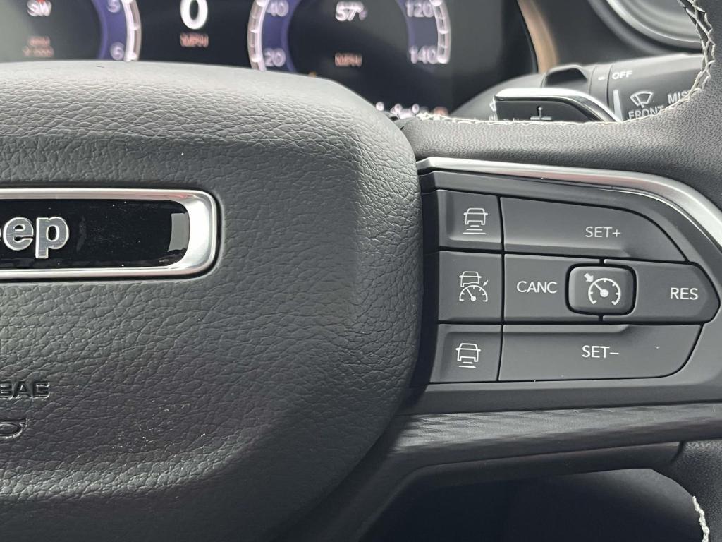 new 2025 Jeep Grand Cherokee L car, priced at $45,142