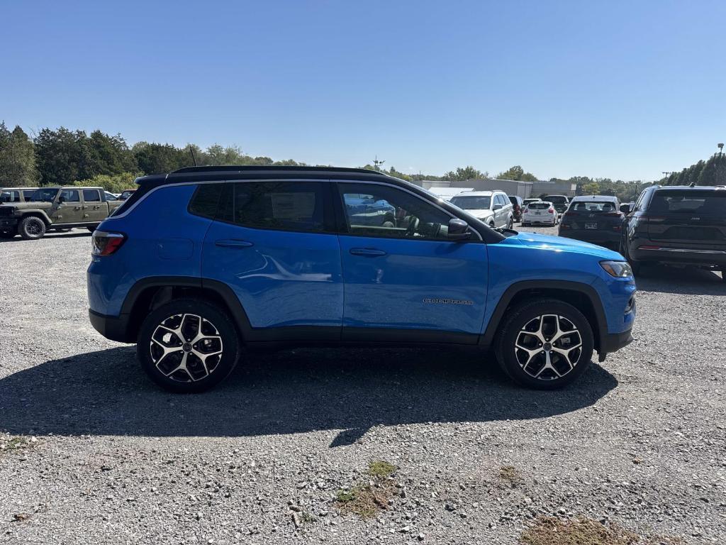 new 2026 Jeep Compass car, priced at $33,418
