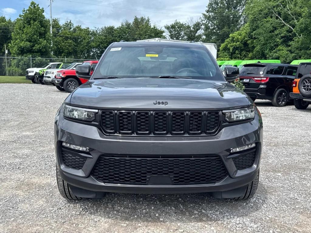 new 2025 Jeep Grand Cherokee car, priced at $52,735