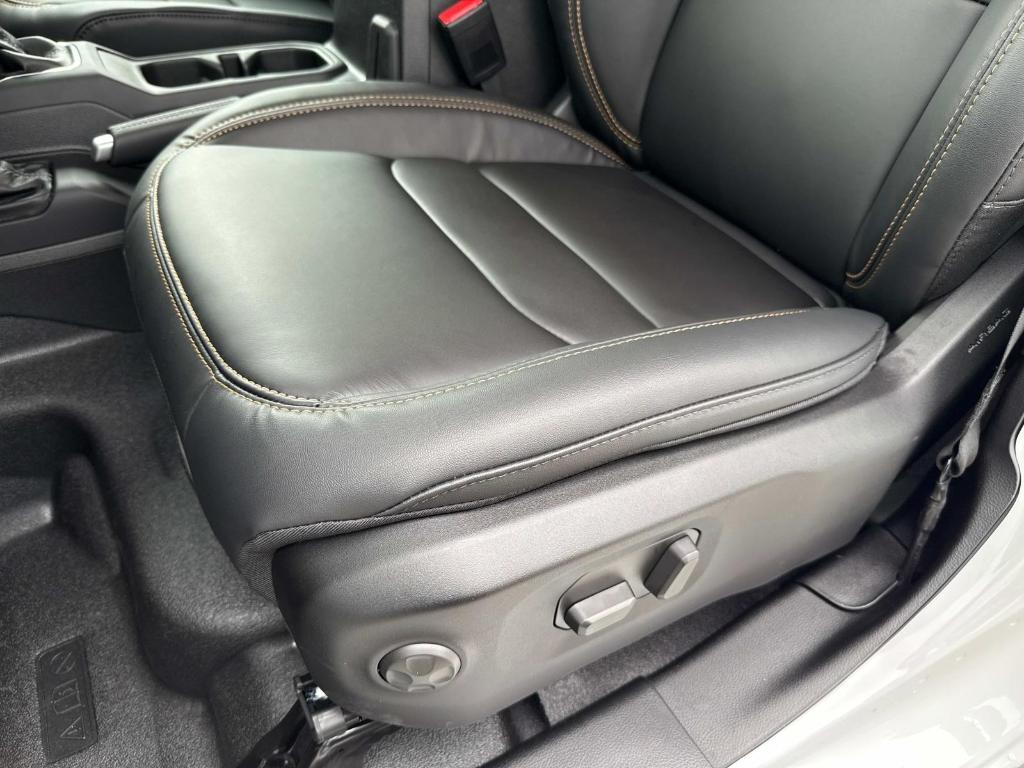 new 2025 Jeep Wrangler car, priced at $102,551