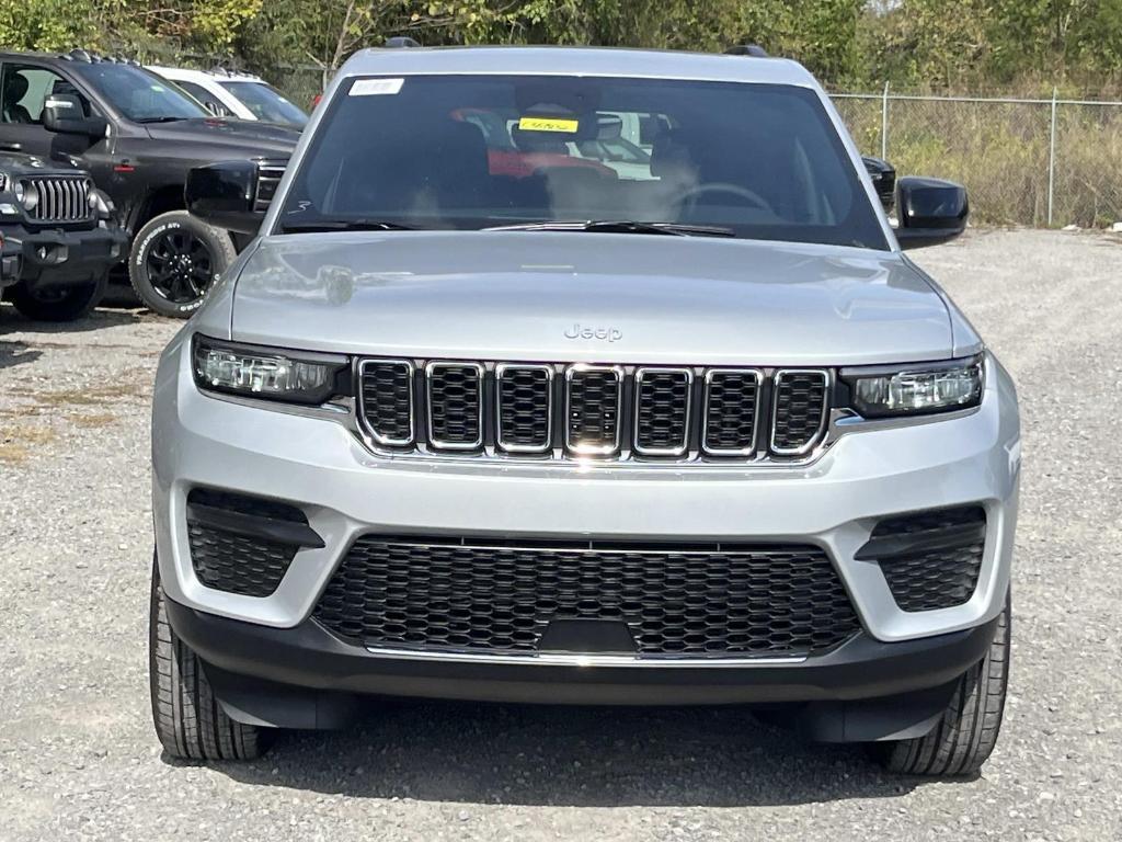 new 2025 Jeep Grand Cherokee car, priced at $44,170