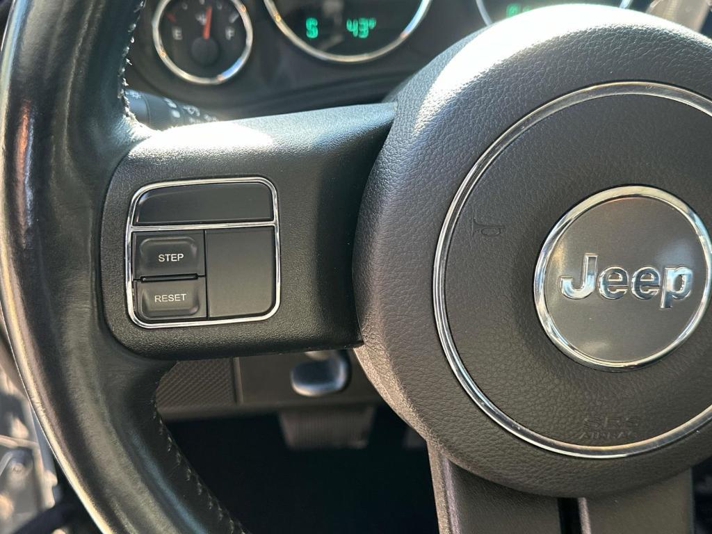 used 2015 Jeep Wrangler Unlimited car, priced at $23,975