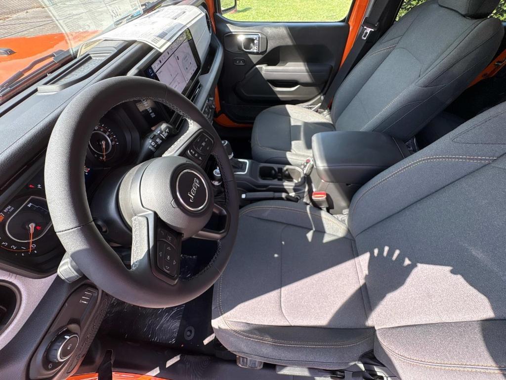new 2025 Jeep Wrangler car, priced at $45,755