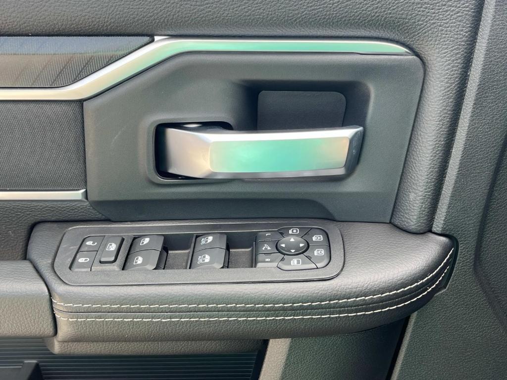 new 2025 Ram 2500 car, priced at $64,070