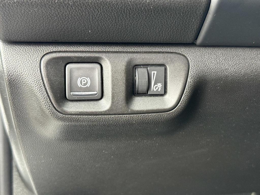 used 2023 GMC Acadia car, priced at $28,577