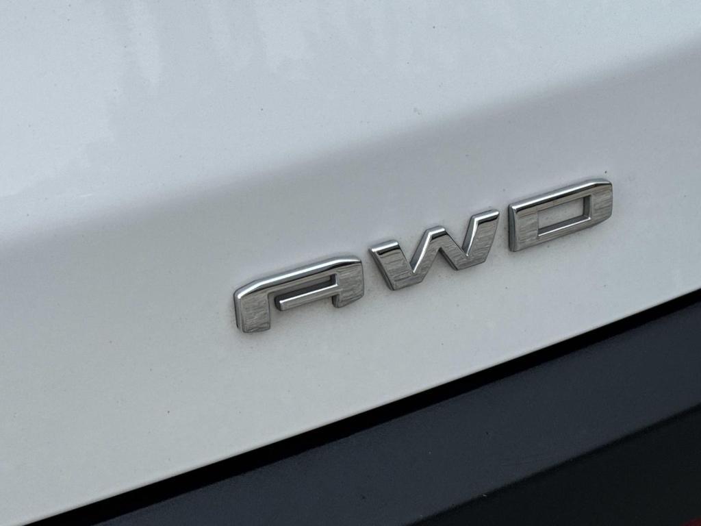 used 2023 GMC Acadia car, priced at $28,577