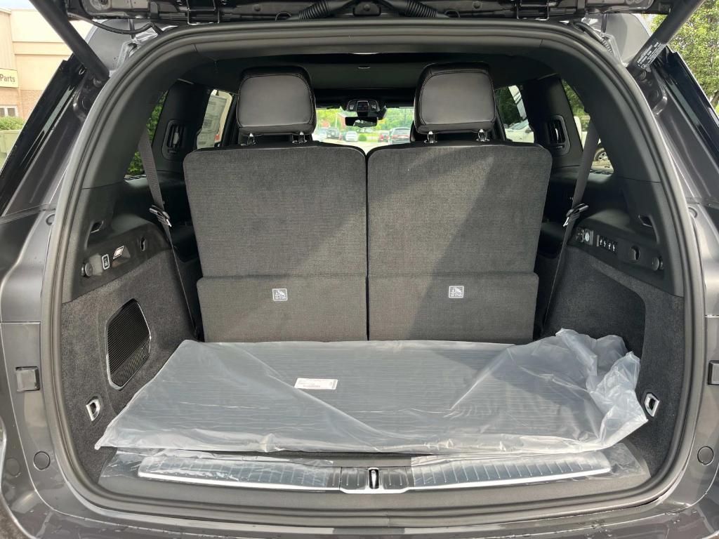 new 2025 Jeep Grand Cherokee L car, priced at $62,199